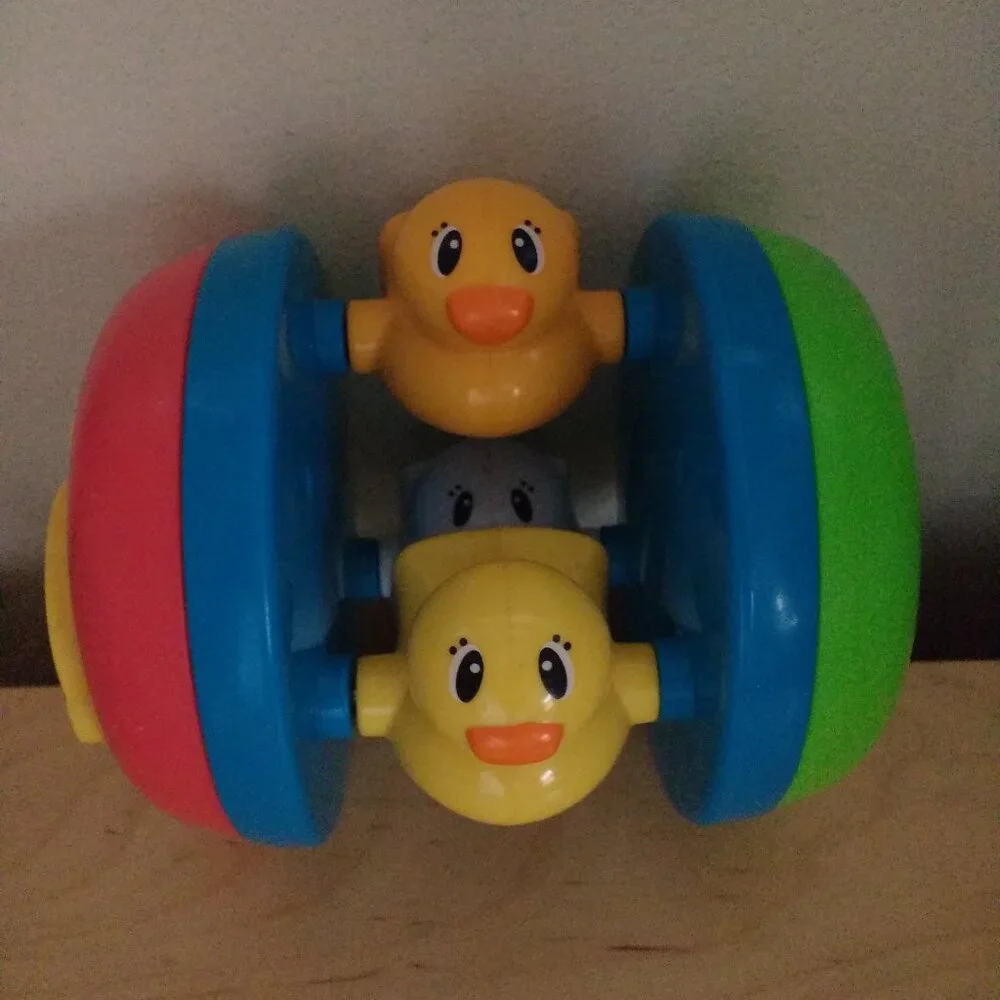 Playskool Busy Chase N Crawl Duckies rolling  + Chase dog & Cat used